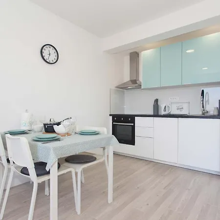 Appartement Delminium *