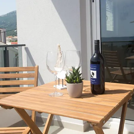 Delminium Apartment